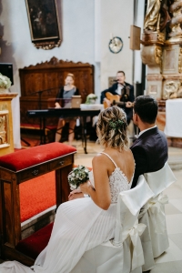 Brautpaar in der Kirche