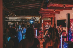 Hochzeitsparty in der Hoamat