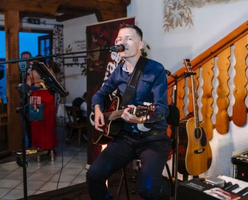 Sänger und Gitarrist von Coverage