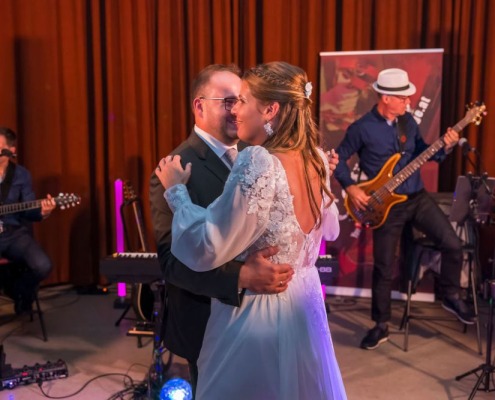 Tanzpaar-in-der-Hoftaverne-Ziegelboeck-in-Vorchdorf