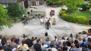 Unser Wedding Deluxe Paket beginnt mit der Trauung in Inzersdorf