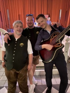 mit den lustigen Almtal Krainern - Volksmusikanten in Reinkultur